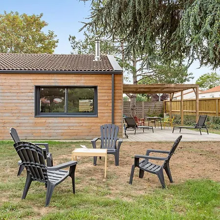 La Maison En Bois - Confortable Et Paisible Avec Jardin