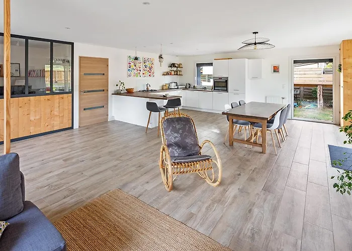 La Maison En Bois - Confortable Et Paisible Avec Jardin Ferienhaus *