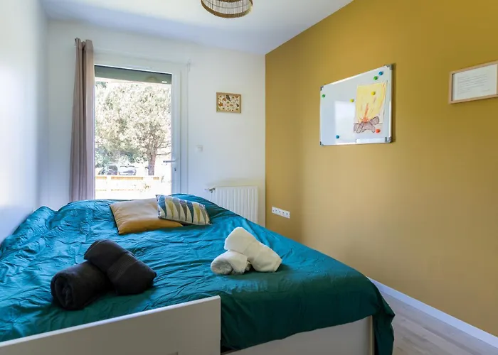 Ferienhaus La Maison En Bois - Confortable Et Paisible Avec Jardin Gorges (Pays de la Loire)